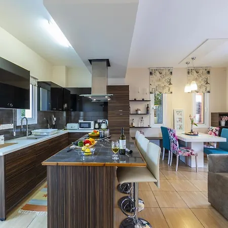 Villa Protaras Rocco *