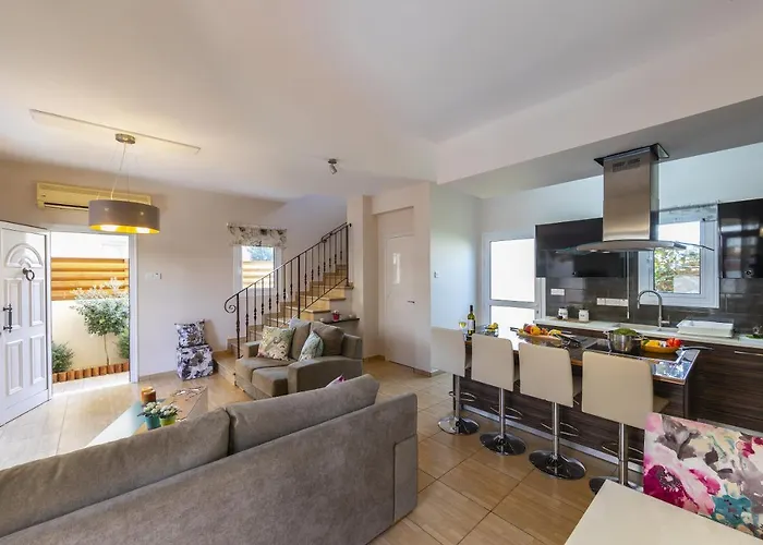 Protaras Rocco Villa *